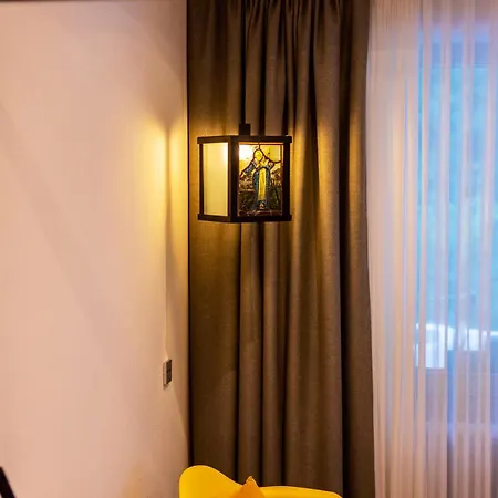 Schlossmuehle - Lean Luxury Boutique